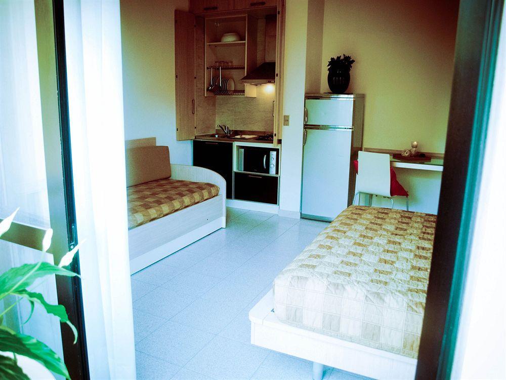 Residence Internazionale リミニ エクステリア 写真
