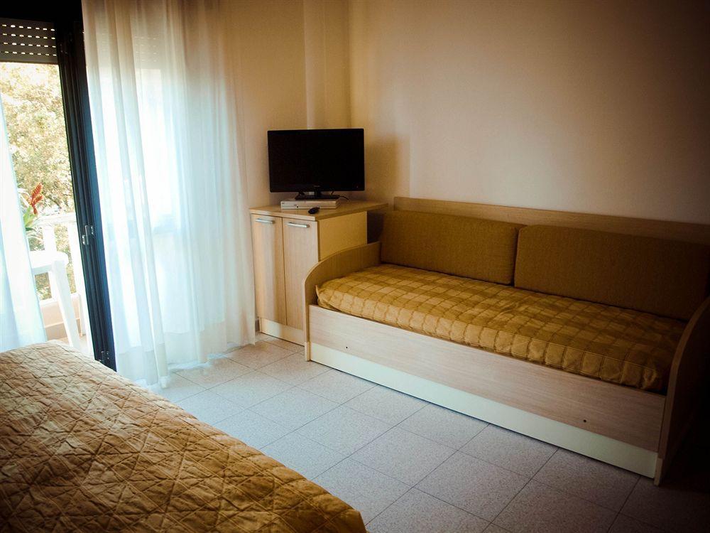 Residence Internazionale リミニ エクステリア 写真