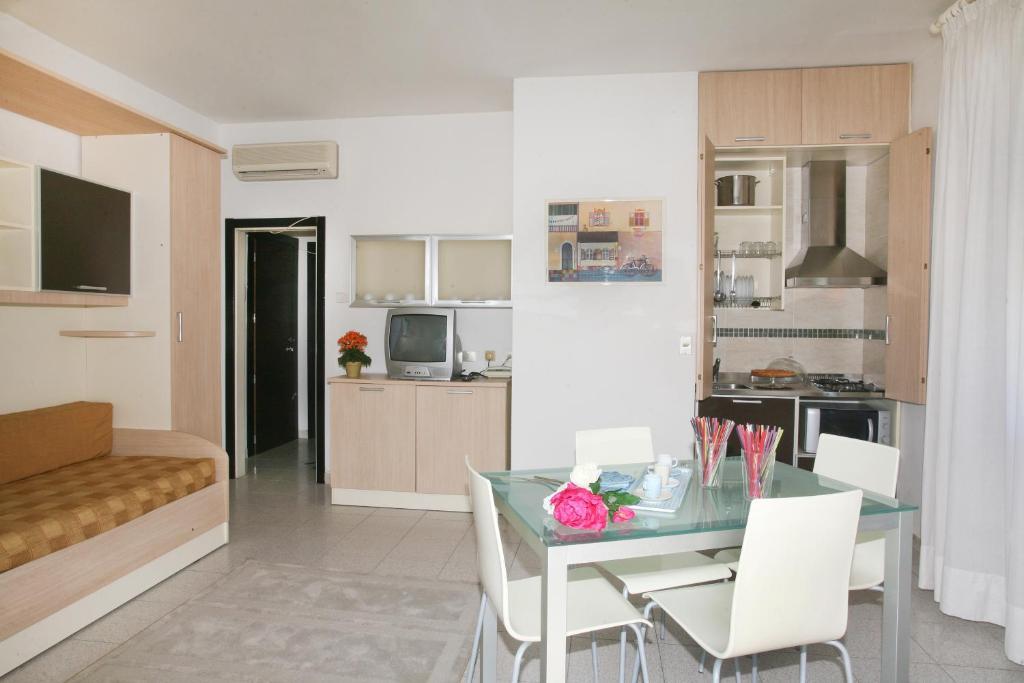 Residence Internazionale リミニ 部屋 写真