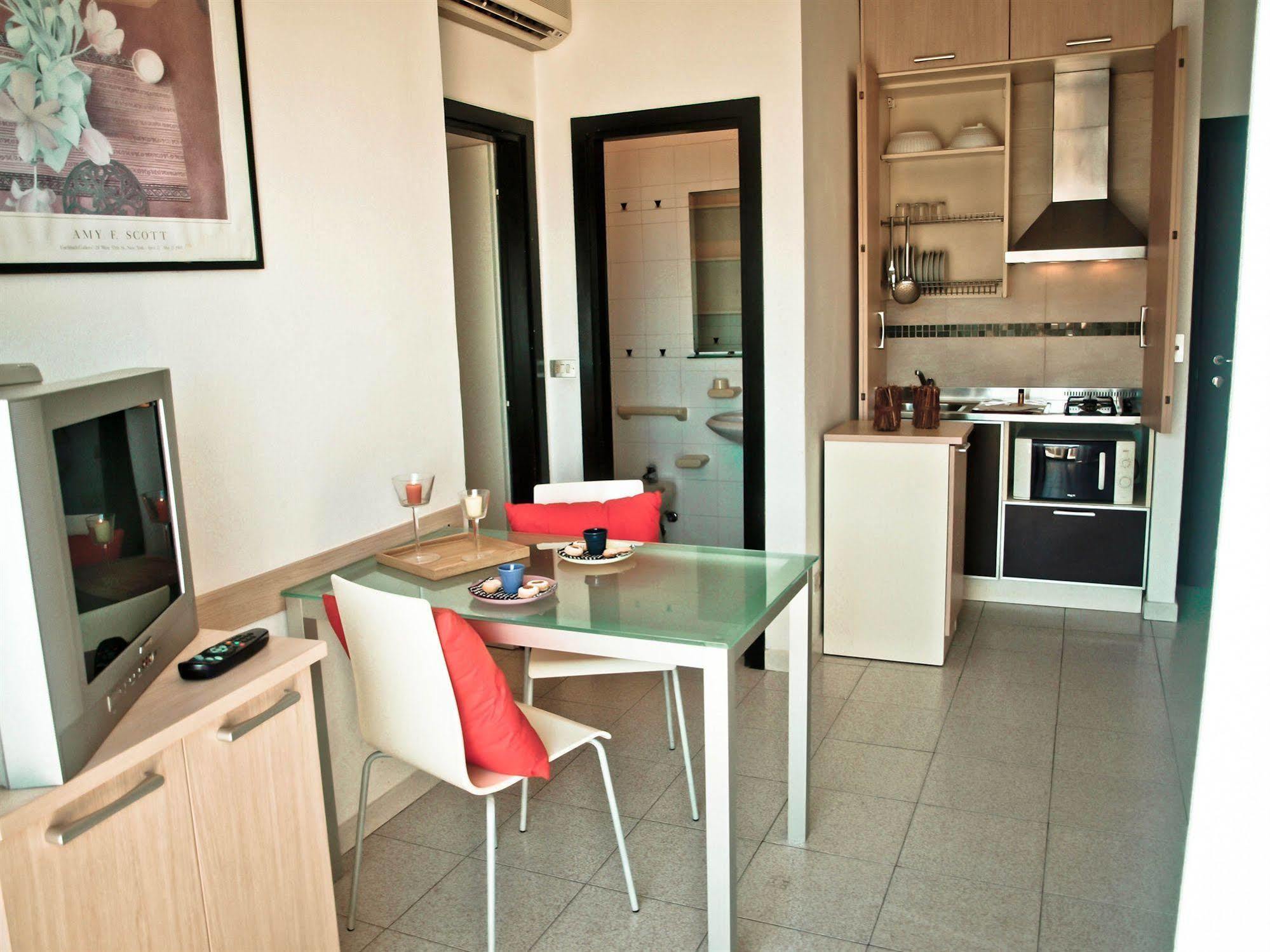 Residence Internazionale リミニ エクステリア 写真
